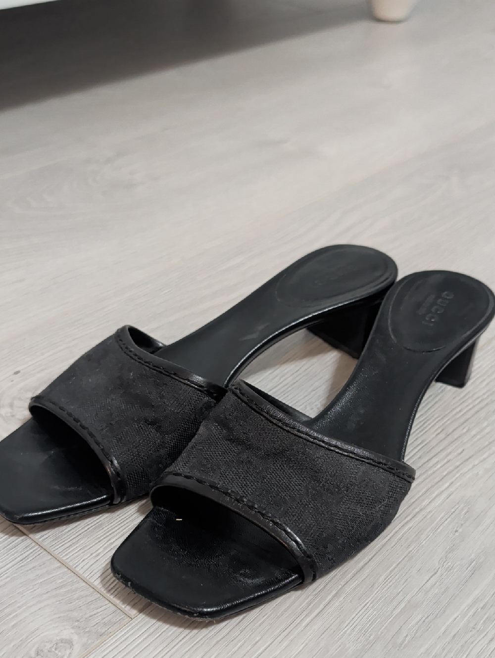 Gucci Slide Heels - Picture 2 of 4